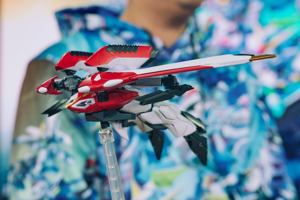 本シリーズのオリジナル機体である『フェニックスガンダム』のアイテム